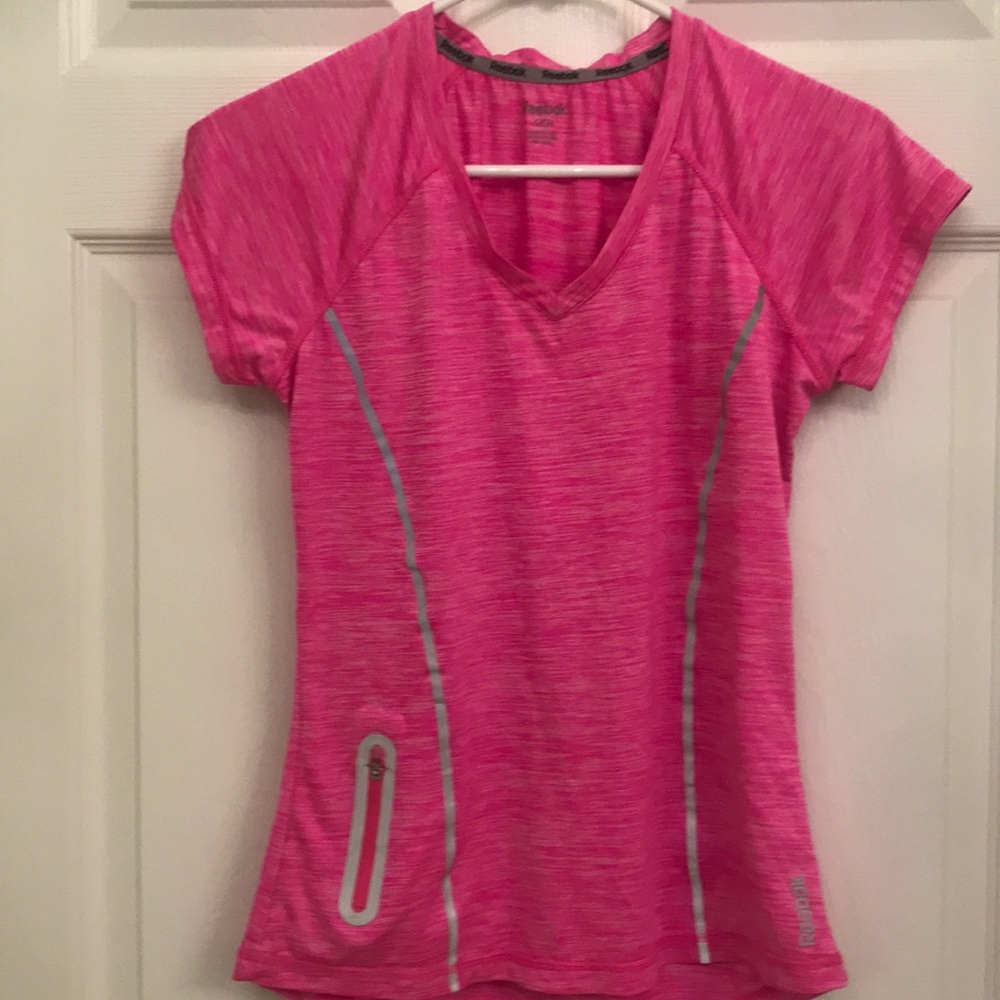 Reebok active wear top pink SzS NWOT